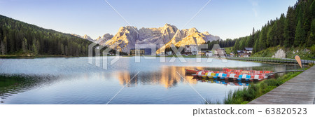 Traveling to beautiful Alps in summer. Lago di Misurina Traveling to beautiful Alps in summer. Lago di Misurina 63820523