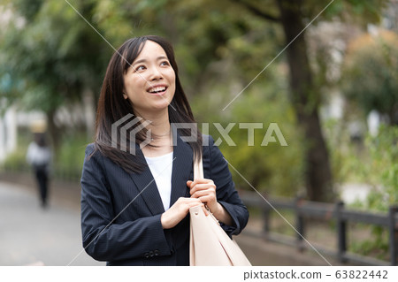 Fresh green and young lady 63822442