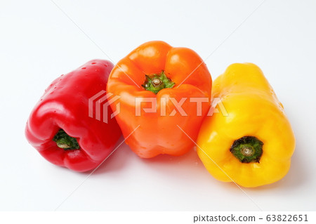 Colored peppers (from Saito, Miyazaki Prefecture) 63822651