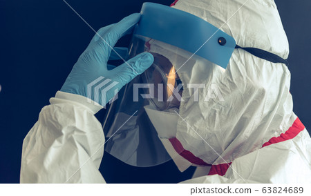 防護衣 醫生 醫師 63824689