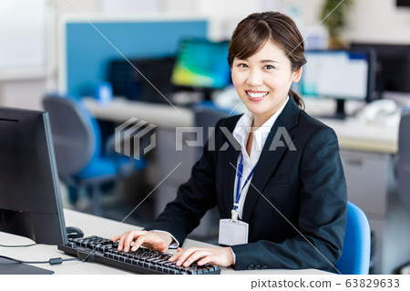 Business, businesses, office scene Business, businesses, office scene 63829633