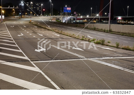 Road lanes from above 63832847