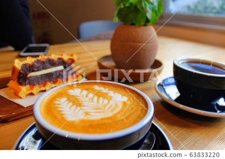 Bean butter waffle Bean butter waffle 63833220