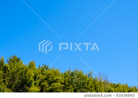 [正版照片]藍天山林鄉村春天天空背景背景素材三月復制空間 63836693