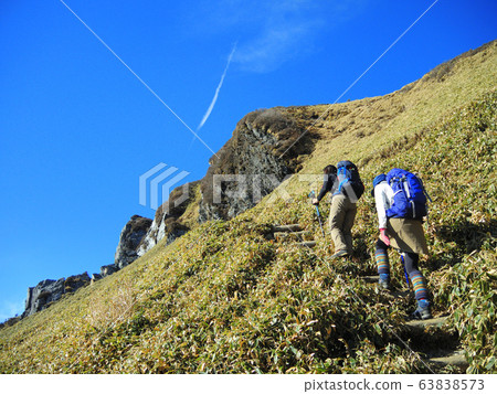 Sunny climb of Mine Sunny climb of Mine 63838573