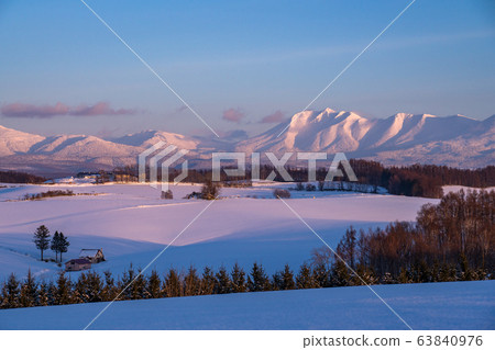 《北海道》冬季美瑛/仙女山和十勝嶽山脈 63840976