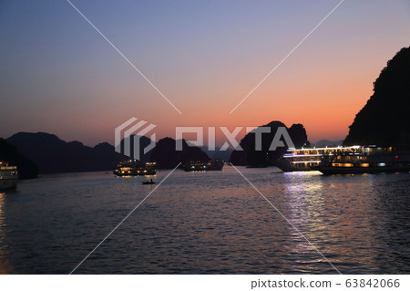 Landscape of Halong Bay Landscape of Halong Bay 63842066