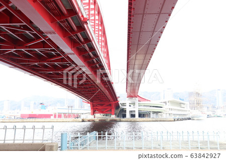 Kobe Bridge 63842927