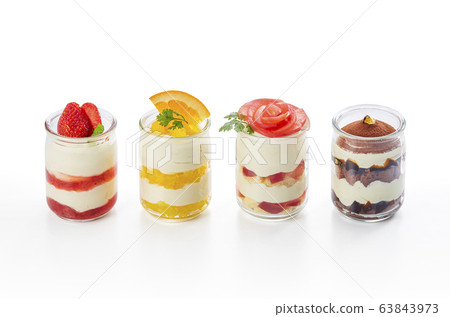 Cup Sweets-Bottle Sweets-Bottle Cake 63843973