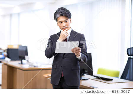經理人西裝 63845057