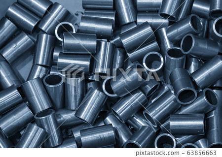 The  pile of machined tubes . 63856663