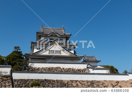 在晴天的岸和田城堡 在晴天的岸和田城堡 63866108