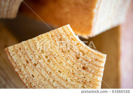 Baumkuchen, German baked goods 63866588