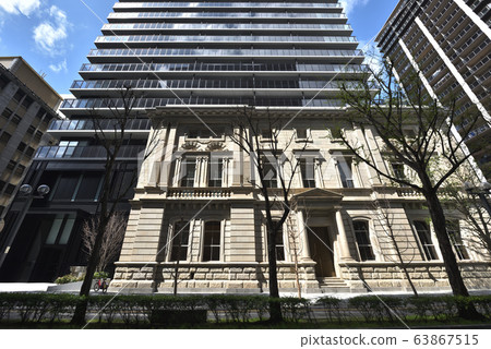前Familia大廳在公寓的下牆上恢復了原狀 前Familia大廳在公寓的下牆上恢復了原狀 63867515