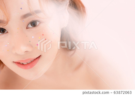 Woman Beauty Cutie Woman Beauty Cutie 63872063