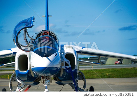 Airplane blue impulse 63880391