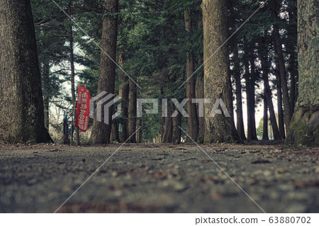 上帝居住的地區 63880702