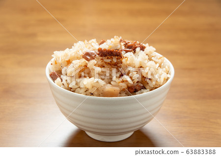 Rice cooked with octopus and octopus. Rice cooked with octopus and octopus. 63883388