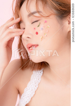 Makeup party parts 63888689