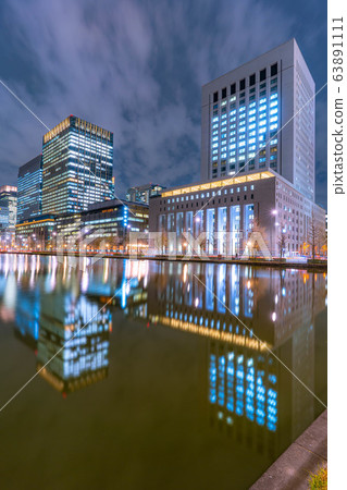 Hibiya moat night view [Tokyo] 63891111