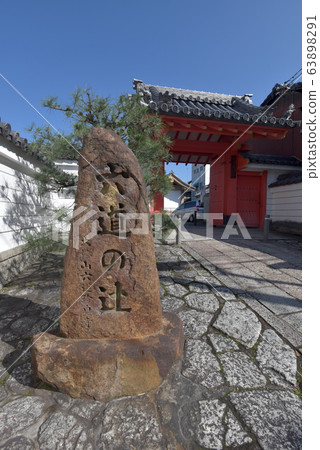 Rokudo Jinno-ji Temple Sanmon Rokudo Jinno-ji Temple Sanmon 63898291