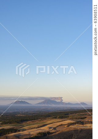 Early morning Mt. Aso 63908511