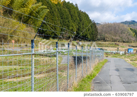 電磁圍欄電圍欄農業野獸危害控制圍欄農村 電磁圍欄電圍欄農業野獸危害控制圍欄農村 63908797