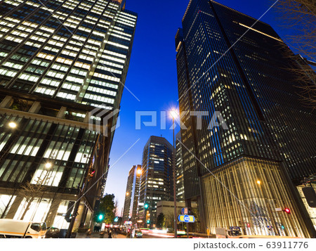 黃昏辦公樓城市 黃昏辦公樓城市 63911776