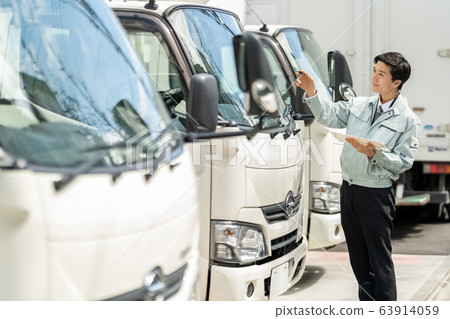 道路維修技工故障修理汽車故障 63914059