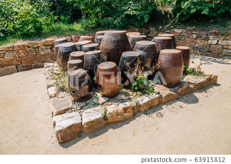 Jangdokdae, Jars at literary village of Kim you jeong in Chuncheon, Korea 63915812