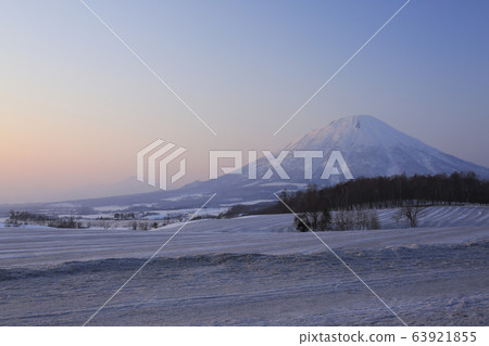 Mt.Yotei with snow melting agent pattern Mt.Yotei with snow melting agent pattern 63921855
