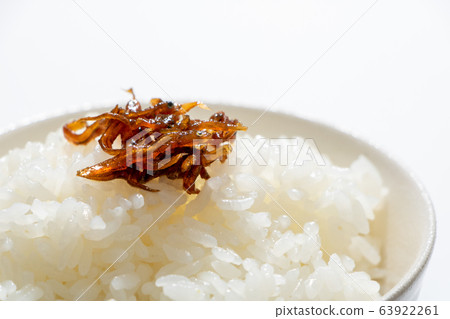 米飯上的“釘魷魚”。 （Ikago no Nagiki是兵庫縣的當地美食） 63922261