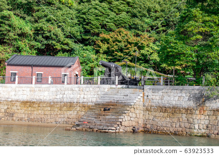 28厘米榴彈砲複製品的風景：小島，今治，愛媛 63923533