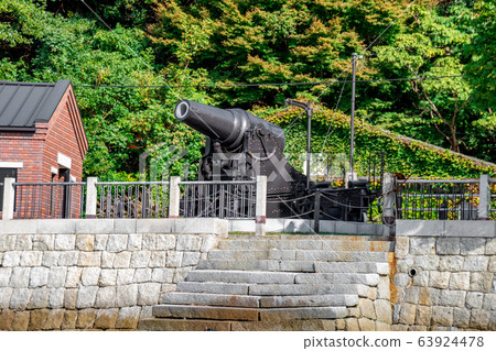 28cm howitzer replica Kojima, Imabari City, Ehime Prefecture 63924478