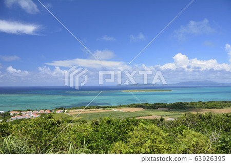 [沖繩小濱島]大竹的香山島和石垣島 63926395