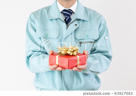 男人在工作 男人在工作 63927083