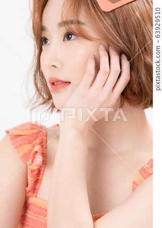 Woman 20s lifestyle 63929510