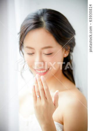 Woman bride marriage wedding bouquet dream June bride Woman bride marriage wedding bouquet dream June bride 63930814