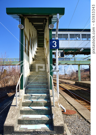 拍攝北海道白老町JR oi野站的早春照片 63933343