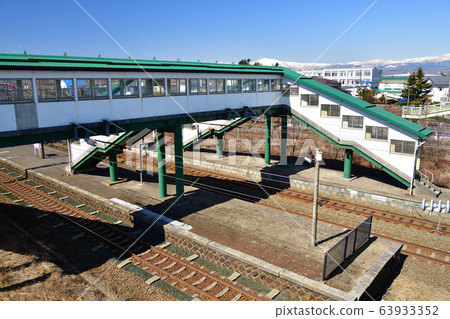 Take a photo of JR Hagino Station in Shiraoi-cho, Hokkaido in early spring 63933352