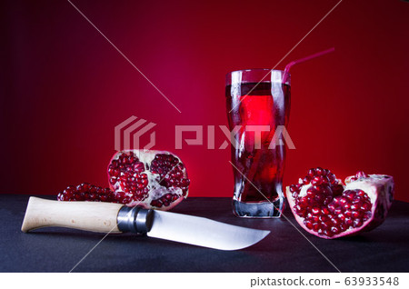 Pomegranate and pomegranate juice. 63933548