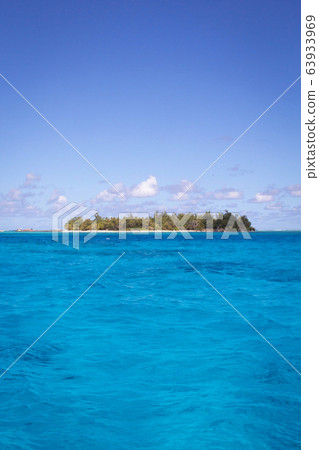 Distant view of Saipan Managaha Island with blue sky and blue sea Photo | Uninhabited Island @ Overseas Resort Distant view of Saipan Managaha Island with blue sky and blue sea Photo | Uninhabited Island @ Overseas Resort 63933969