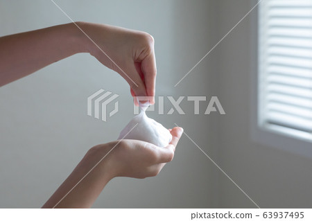 沐浴泡沫洗臉手洗 沐浴泡沫洗臉手洗 63937495
