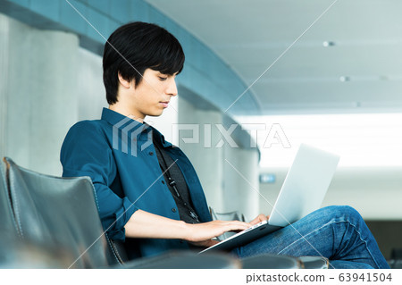 辦公室業務人遠程辦公休閒辦公室 辦公室業務人遠程辦公休閒辦公室 63941504