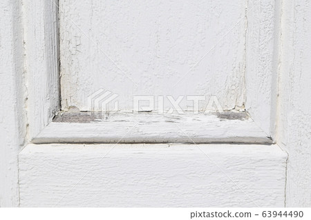 Peeled white paint Peeled white paint 63944490