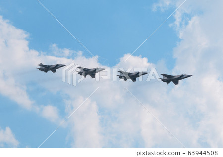MiG MiG-31獵狐犬編隊飛行 63944508