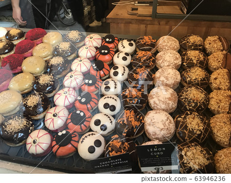 Halloween Donuts 63946236