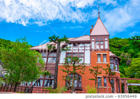 Windmind chicken hall 63956449