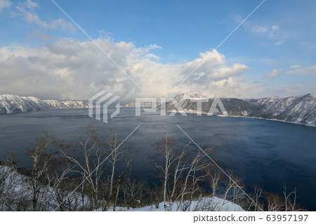 北海道冬季摩週湖 63957197