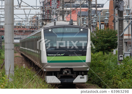 JR東日本E233系列橫濱線(構圖) JR東日本E233系列橫濱線(構圖) 63963298